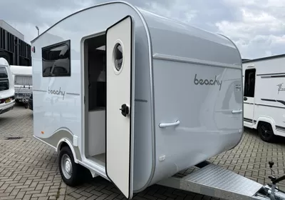 Hobby Beachy 360 Zondag 8 maart open