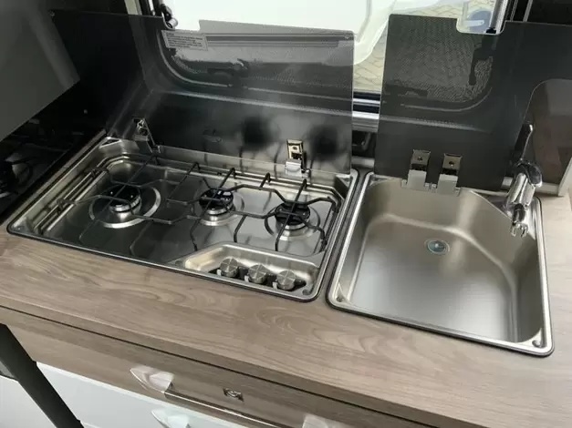 Hobby Excellent Edition 495 UL