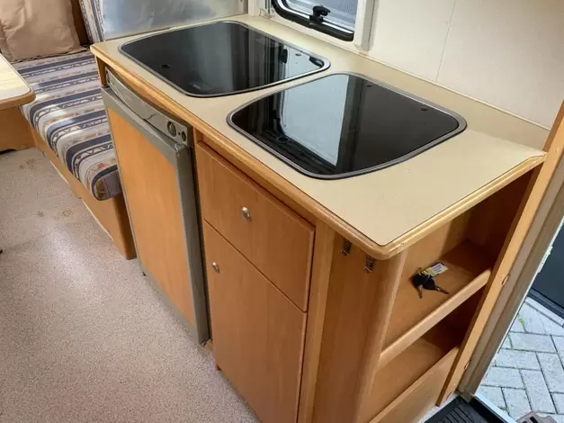 Eifelland Holiday 460 TK Bovenbed/ stapelbed