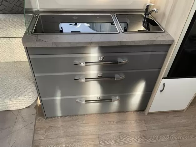 Hobby De Luxe 460 UFE Mover + vloerverwarming