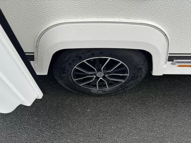 Fendt Tendenza 550 SG