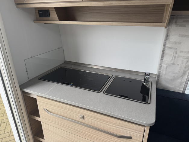 Fendt Bianco Activ 390 FHS Zondag 8 maart open (1031834)