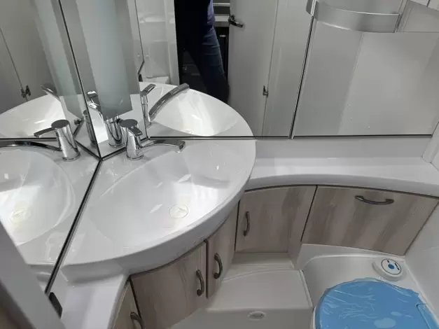 Hobby De Luxe 460 LU