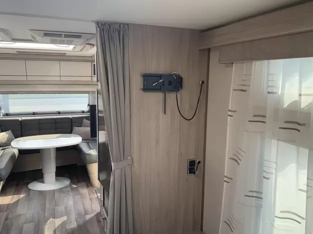 Kabe Imperial 740 TDL KS Helemaal compleet