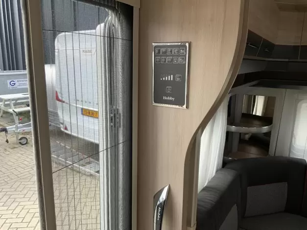 Hobby De Luxe Edition 650 KMFE