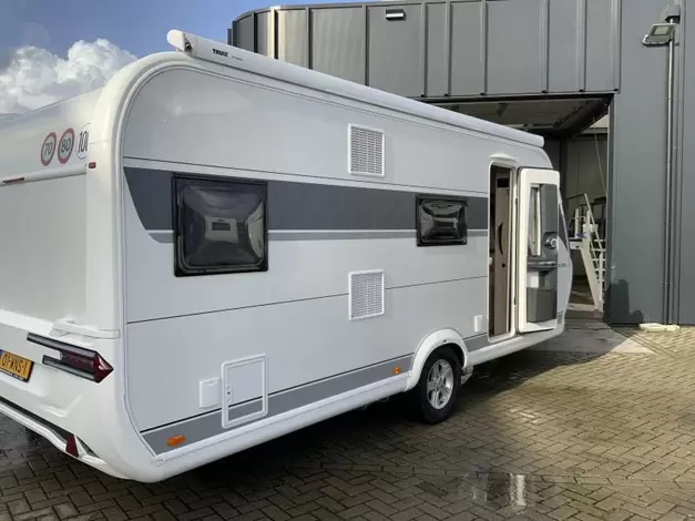 Hobby De Luxe 545 KMF