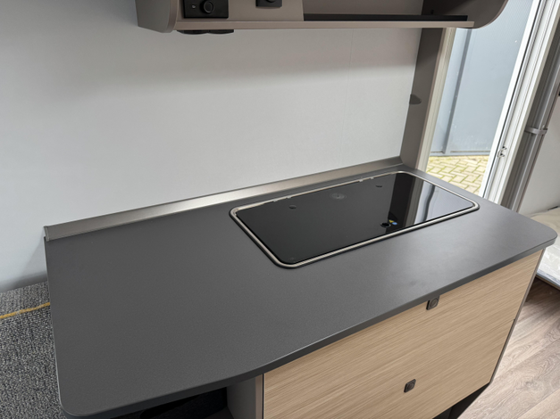 NEXT 381  Fendt Zondag 8 maart open (1035600)