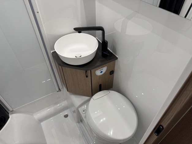 Hobby On Tour  C 680 GE