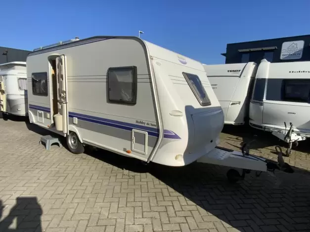 Hobby De Luxe 460 UFE