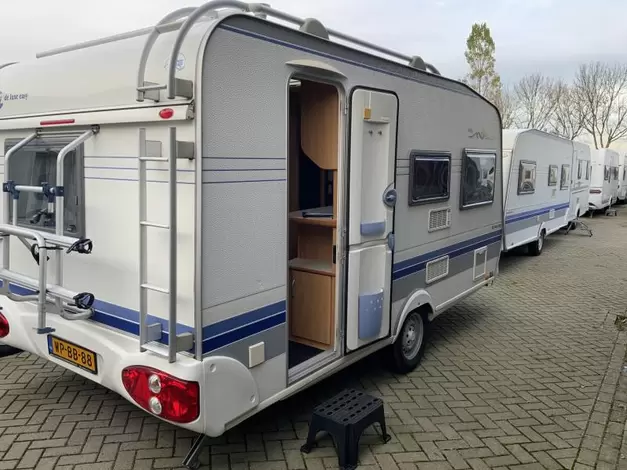 Hobby De Luxe 440 SB