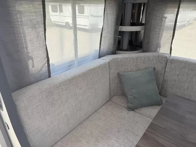 Hobby Excellent Edition 460 UFE