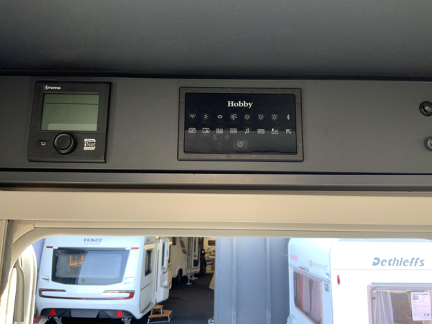 Hobby Optima De Luxe 70 GE 9 (1051210)
