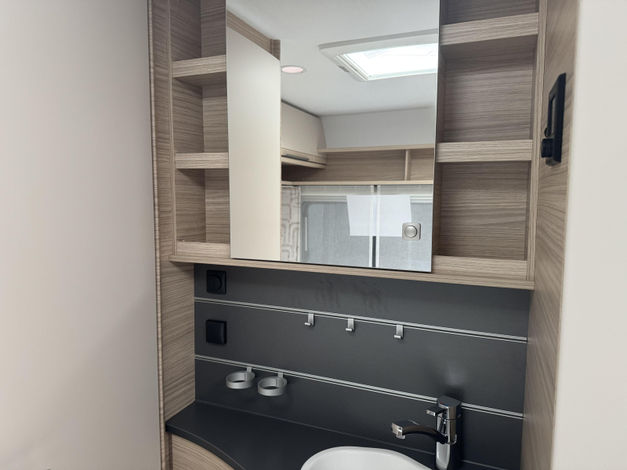 Fendt Bianco Activ 390 FHS Zondag 8 maart open (1031834)