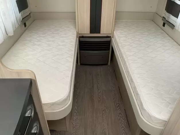 Hobby De Luxe Edition 460 LU