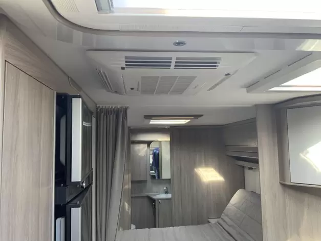 Kabe Imperial 740 TDL KS Helemaal compleet