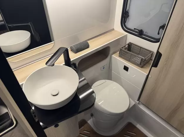 Hobby De Luxe 460 SFF