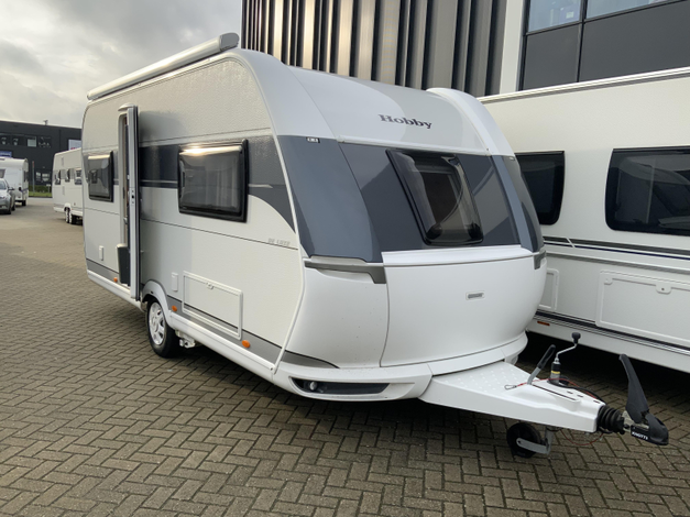 Hobby De Luxe 460 UFE