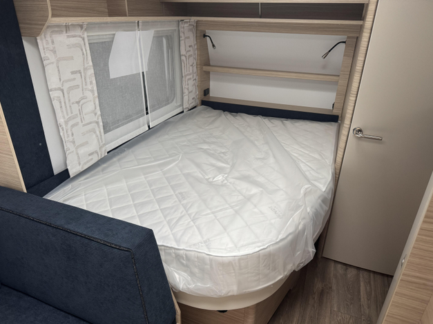 Fendt Bianco Activ 390 FHS Zondag 8 maart open (1031834)