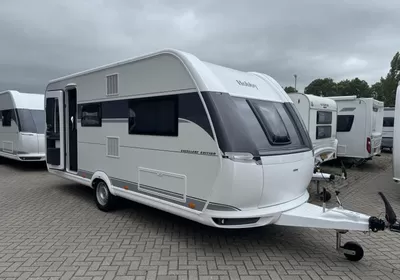 Hobby Excellent Edition 495 UL Zondag 8 maart open