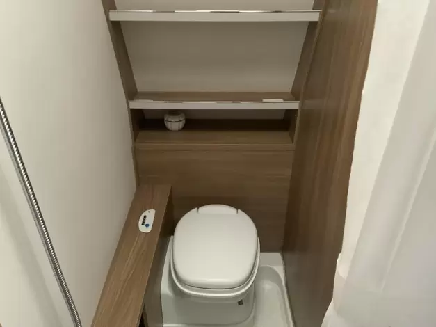 Bürstner Premio 460 TS