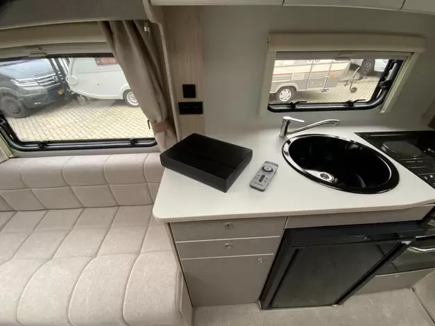 Elddis Avante 554