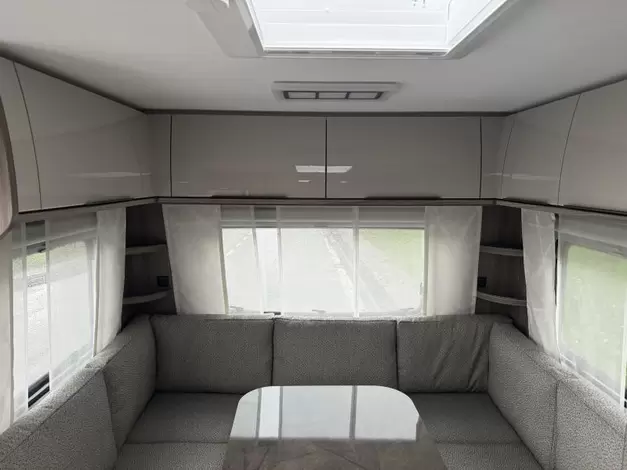 Fendt Tendenza 550 SG