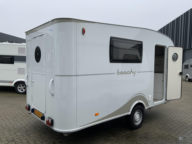 Hobby Beachy 420 (1033370)