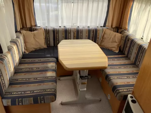 Eifelland Holiday 460 TK Bovenbed/ stapelbed