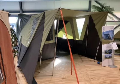 Alpenkreuzer Waterfront  Bijzettent Gratis