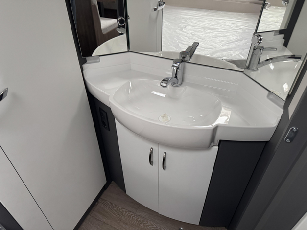 Hobby Excellent Edition 650 KMFE