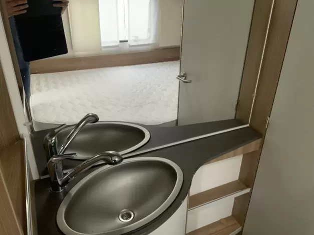 Bürstner Premio 460 TS