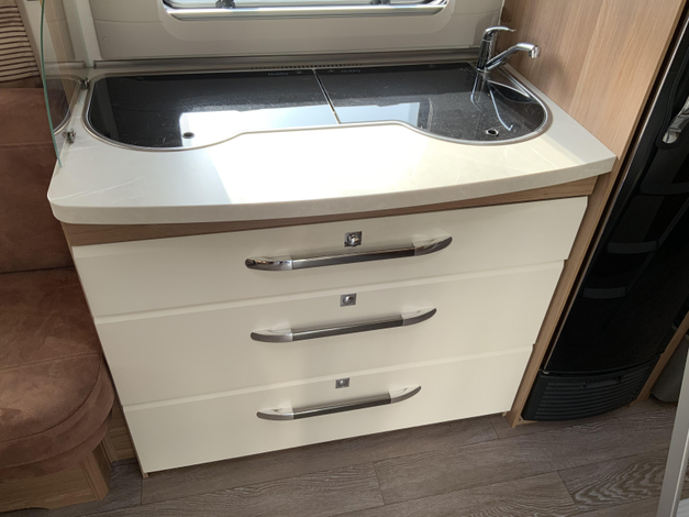 Hobby De Luxe 515 UHK 9 Bevrijdingsdag open (1037378)