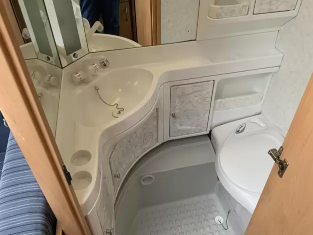 Hobby De Luxe 440 SB