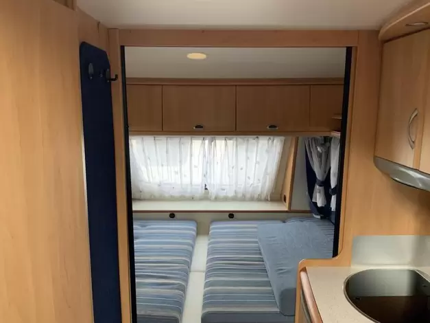 Hobby De Luxe 440 SB