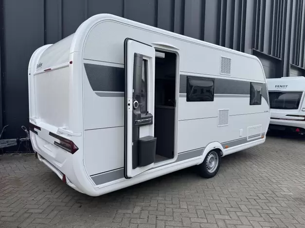 Hobby De Luxe 490 KMF