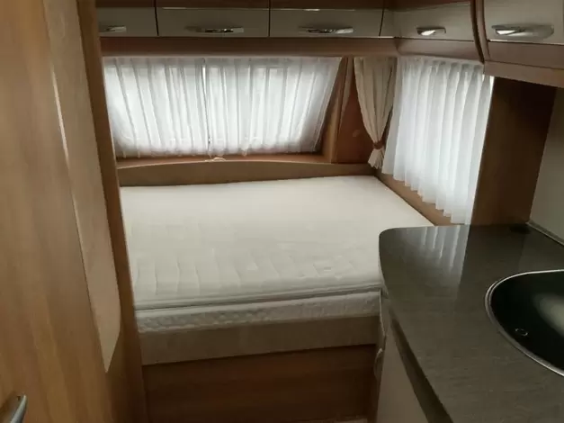 Hobby Excellent 440 SF