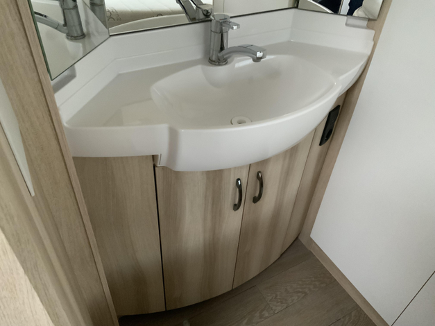 Hobby De Luxe 540 KMFE 9 Zondag 8 maart open (1032154)