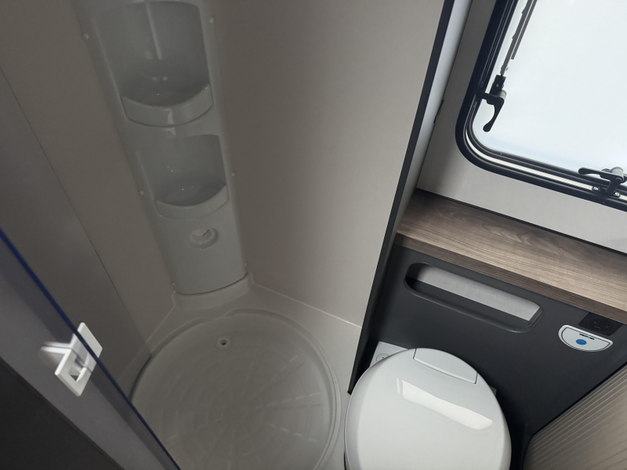 Hobby Excellent Edition 545 KMF