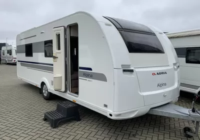Adria Alpina 663 HT 9